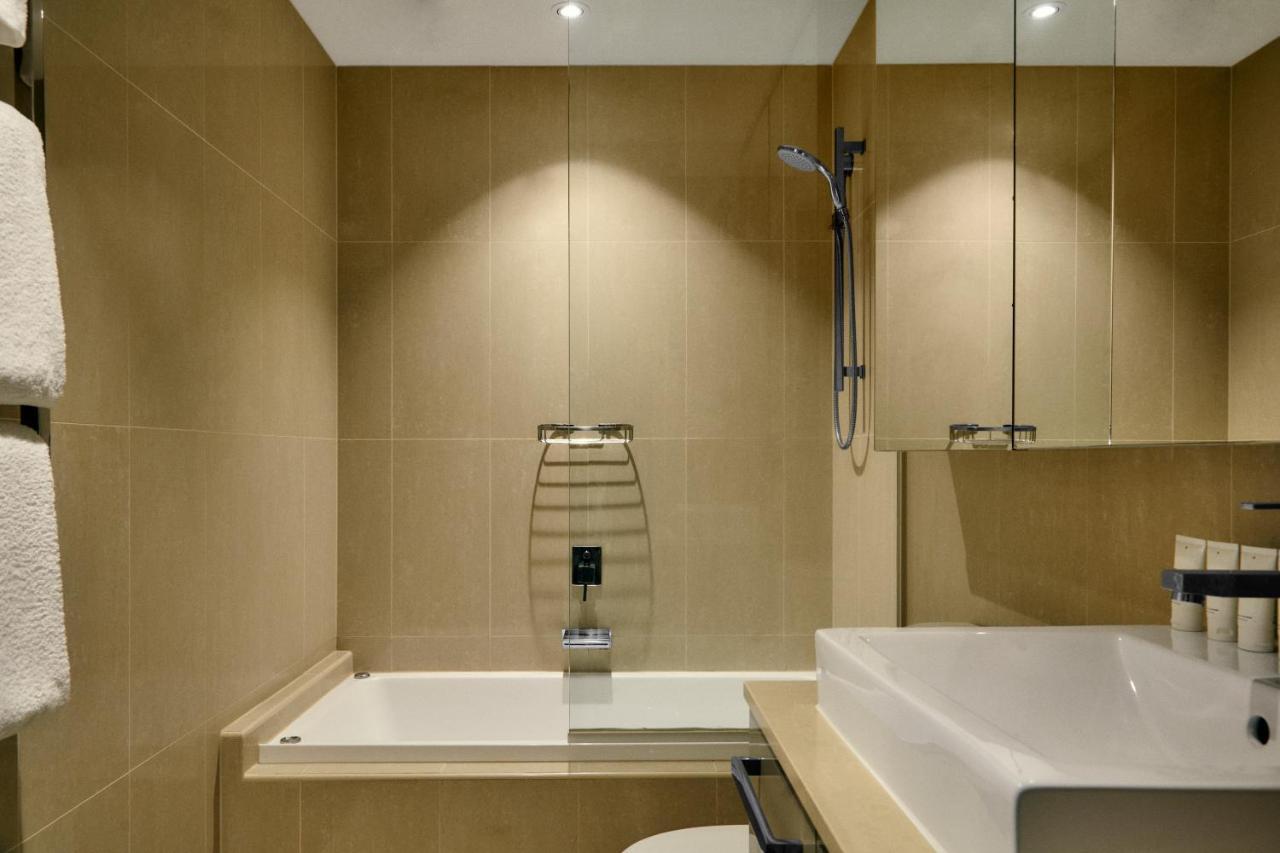The Kinson Hotel Мелбърн Екстериор снимка